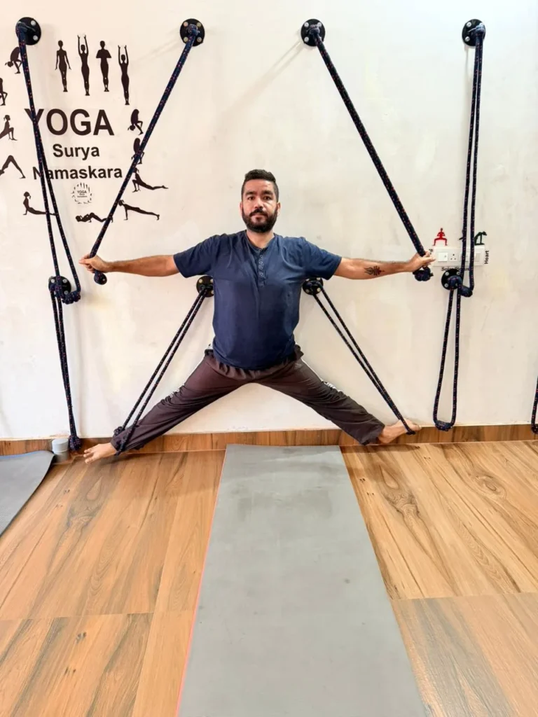 Ropes Yoga for Shoulder and Back Flexibility