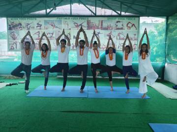 100 Hour Yoga Teacher Training in Uttarakhand